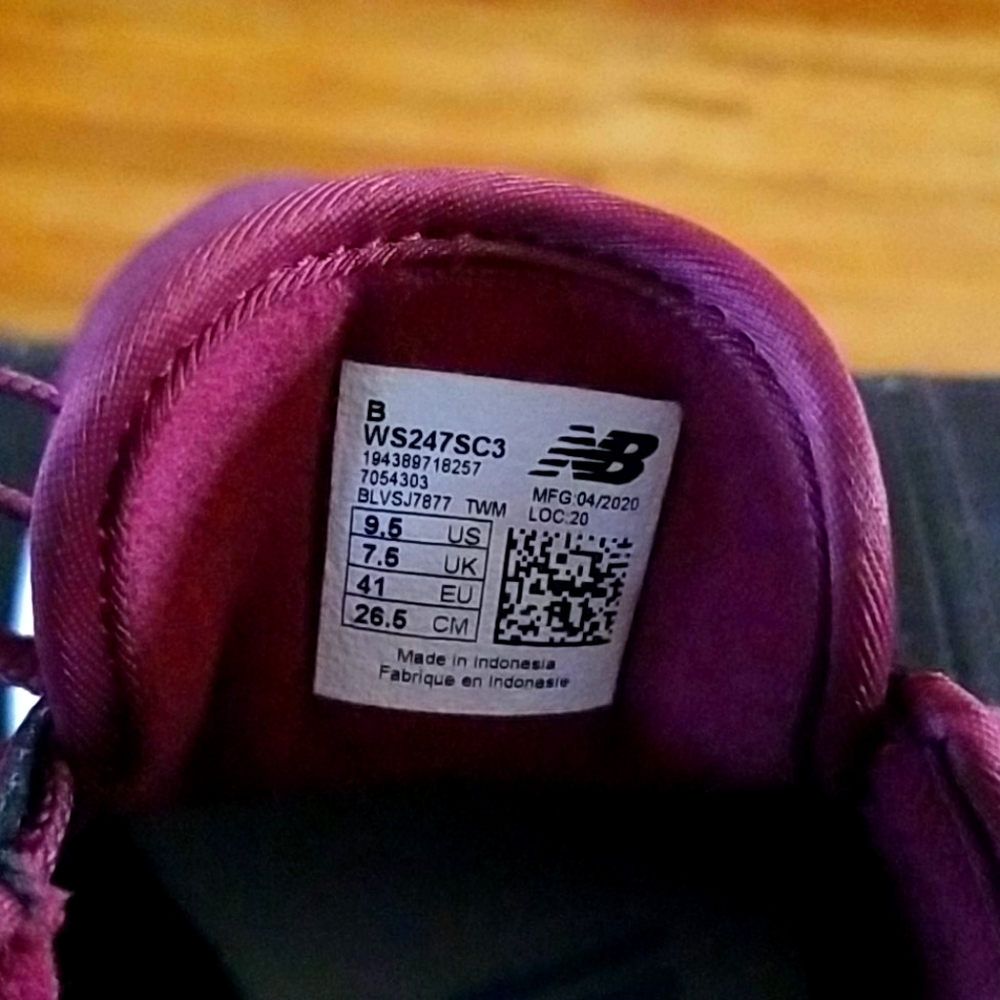 Sneakers